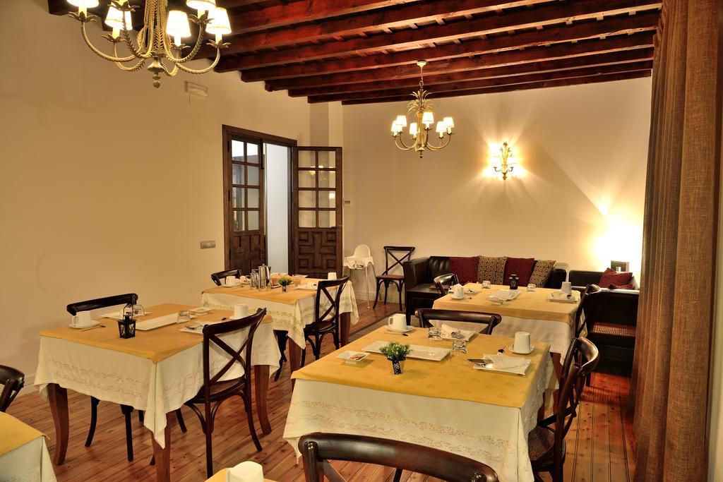 Casa Rural La Botica Оропеса Экстерьер фото